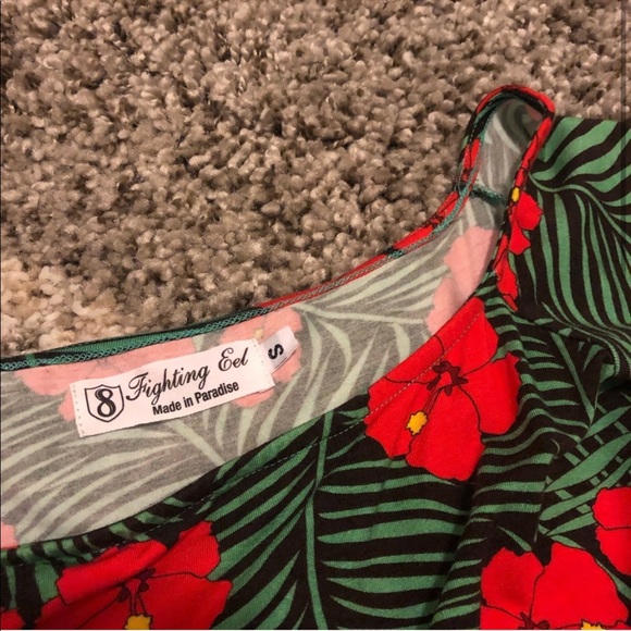 Fighting Eel Hibiscus Off-Shoulder Dress - Picture 2 of 3